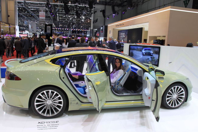  & lt; p & gt; SIMILAR CONCEPT: Here are Rinspeed Concept Tesla Xchange from Geneva Motor Show in 2014. & lt; br / & gt; & lt; / p & gt; & lt; p & gt; & lt; br / & gt; & lt; / p & gt; 