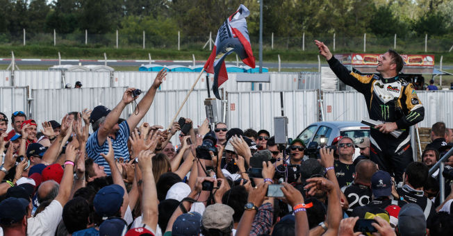 HYLLET: Argentinerne satte pris p Petter Solberg som verdensmest i rallycross.