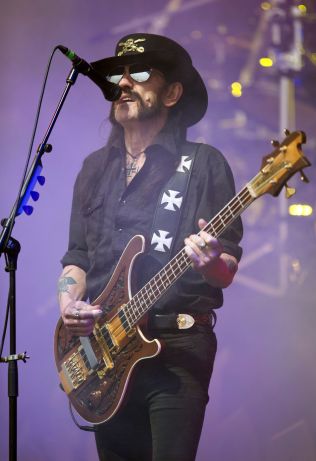  & lt; p / & gt; & lt; p & gt; END: Lemmy p & # xE5; Glastonbury Festival in homeland UK summer 2015. Photo: AFP & lt; / p & gt; 